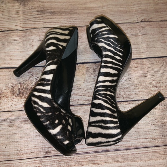 Ann Taylor Size 7 Platform open toe pumps - Picture 3 of 8